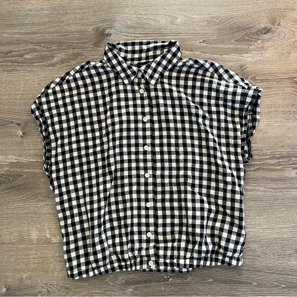 Who what wear black and white gingham check house button from short sleeve M